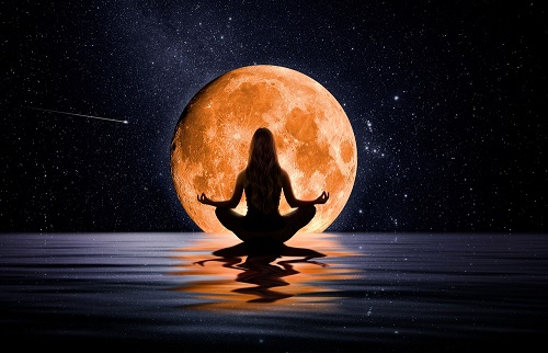 Medium en méditation